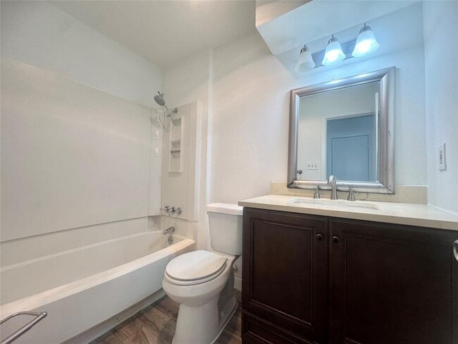 Building Photo - 6900 Trendal Ln