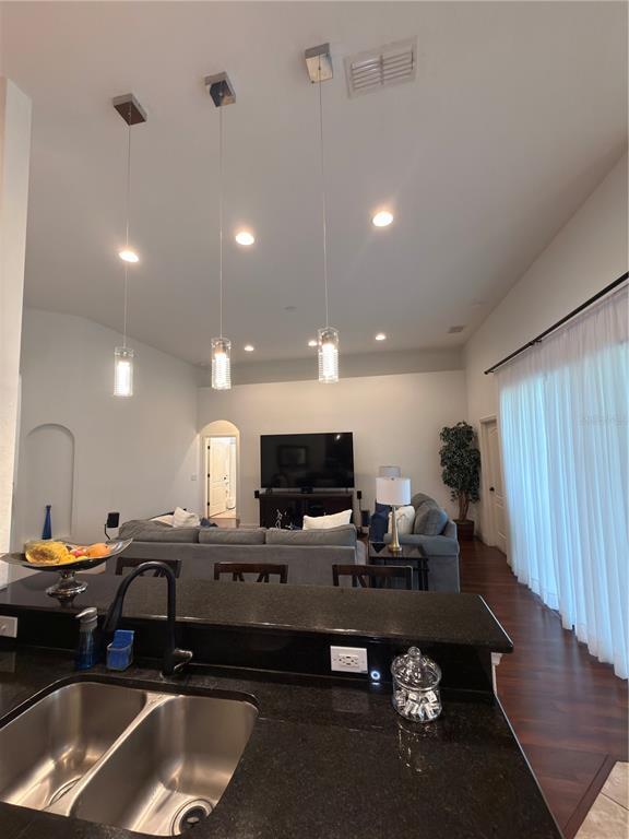 Building Photo - 4086 Dinner Lake Way