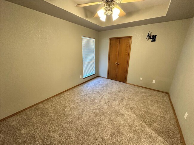 Building Photo - 1819 Duckhawk Ct