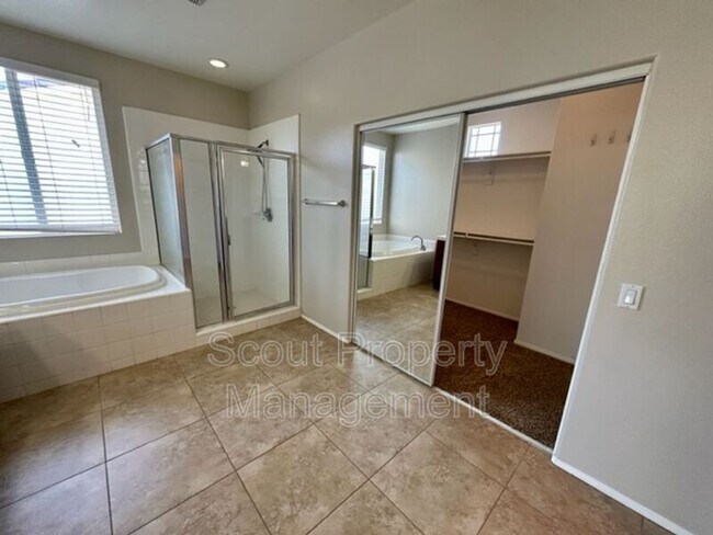 Building Photo - 45602 Magnolia Pl