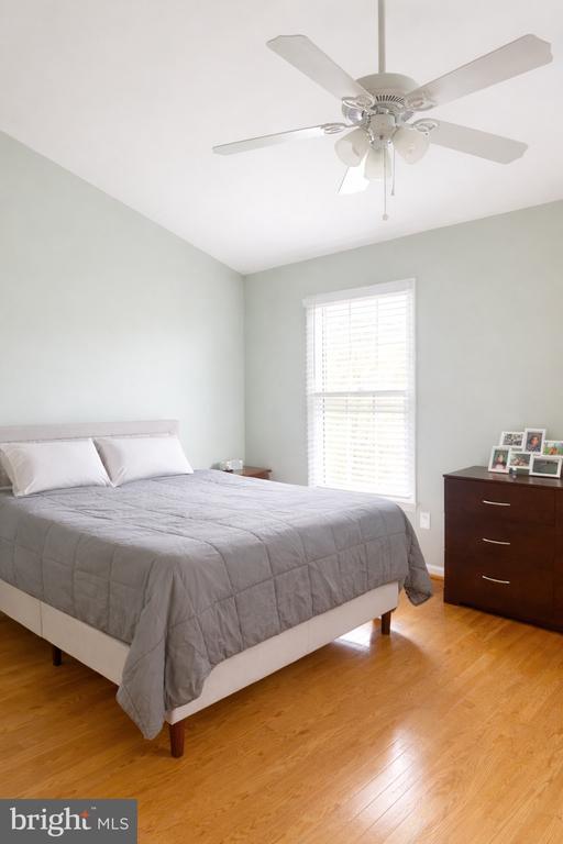 Building Photo - 44032 Aberdeen Terrace