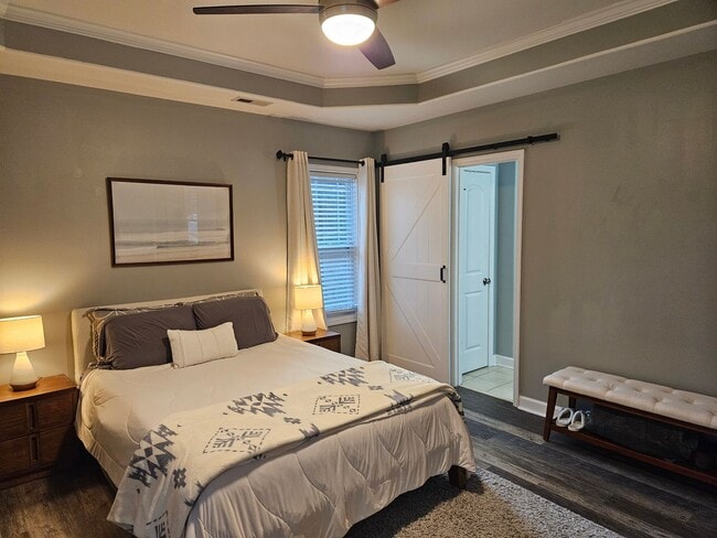 Building Photo - 3 Bedroom 2 Bath unfurnished home located in Sneads Ferry