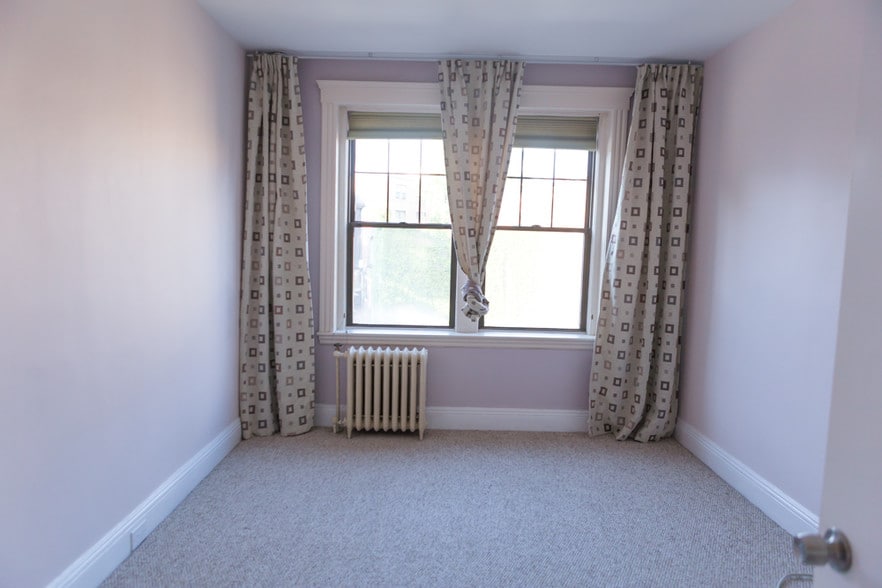 bedroom 2 - 6 Sutherland Rd