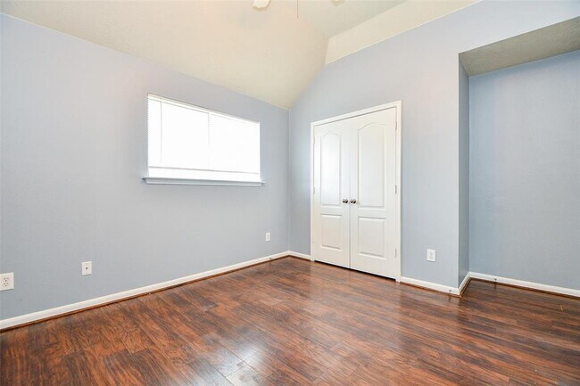 Building Photo - 12823 Dadebrook Ct