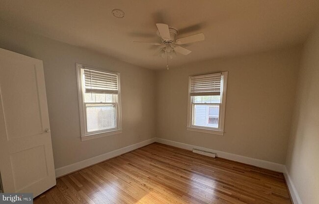 Building Photo - 331 Hanson Ave