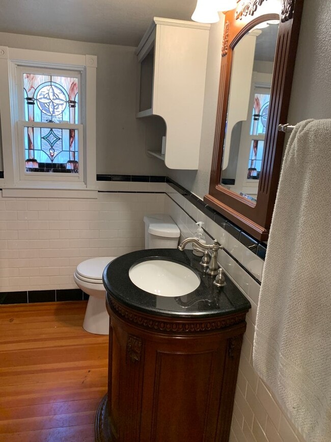 Building Photo - Downtown Auburn Charmer