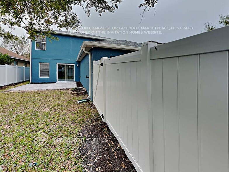 Building Photo - 13845 Carolina Laurel Dr