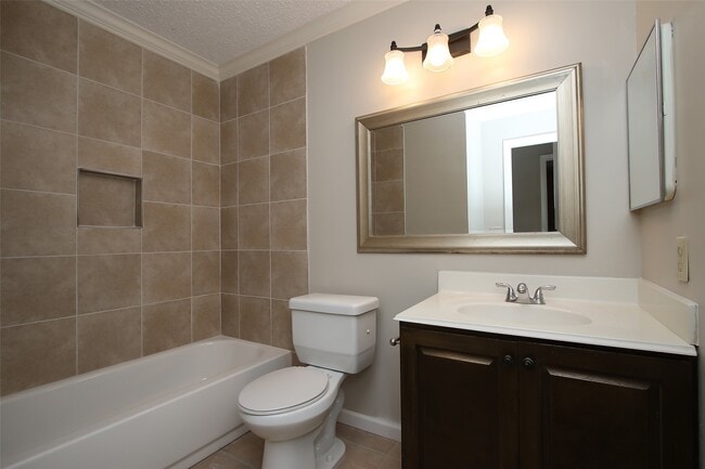 Building Photo - 13523 Harpers Bridge Dr