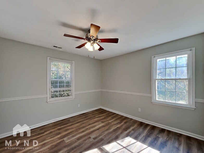 Building Photo - 201 Indian Trail