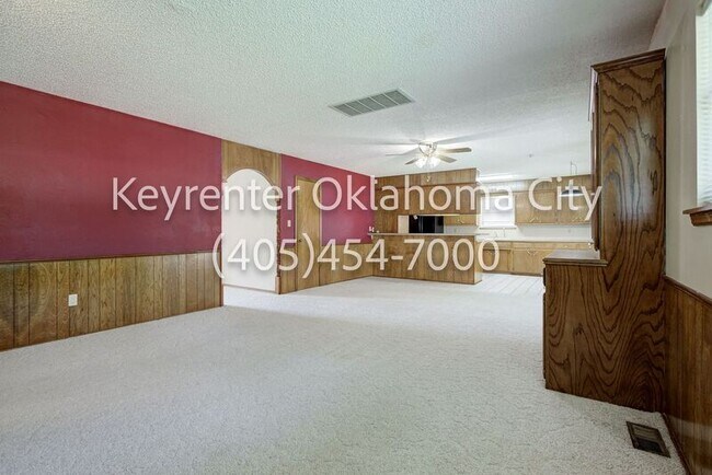 Building Photo - 3632 Sunvalley Dr
