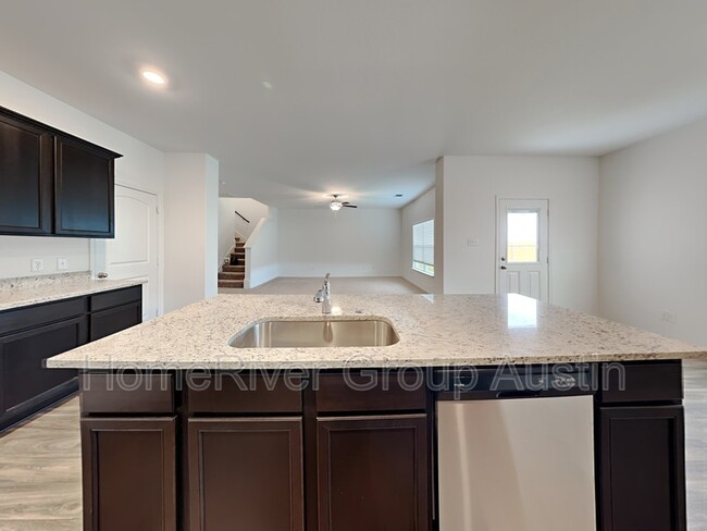 Building Photo - 18100 Speculator Ln