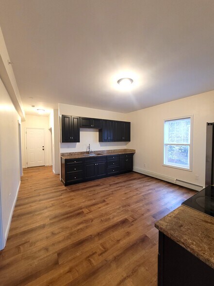 Building Photo - 119 Rodney St