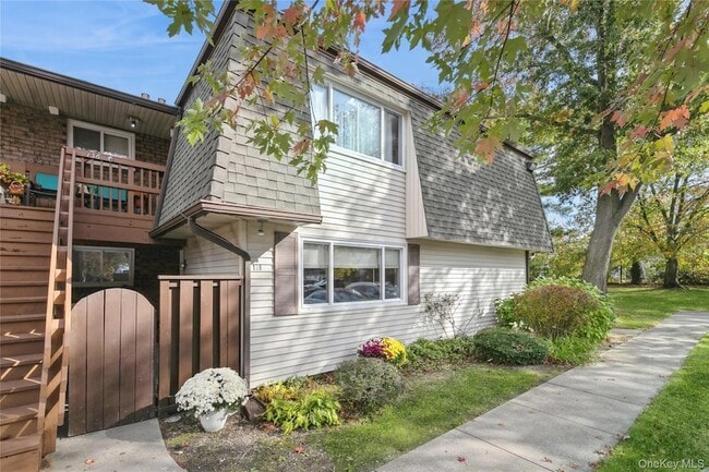 Primary Photo - 138 Feller Dr