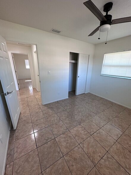 Building Photo - 4468 Frankie Ct