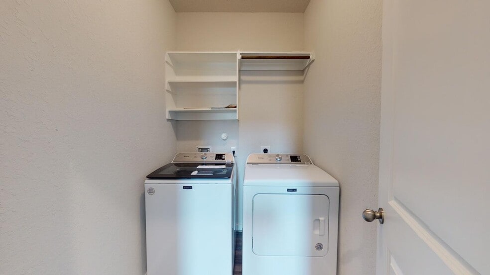 Building Photo - Spacious Home in New Braunfels – Great value near I-35!