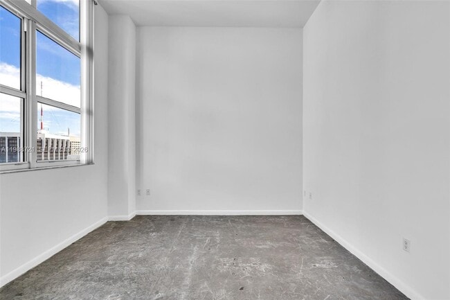 Building Photo - 133 NE 2nd Ave