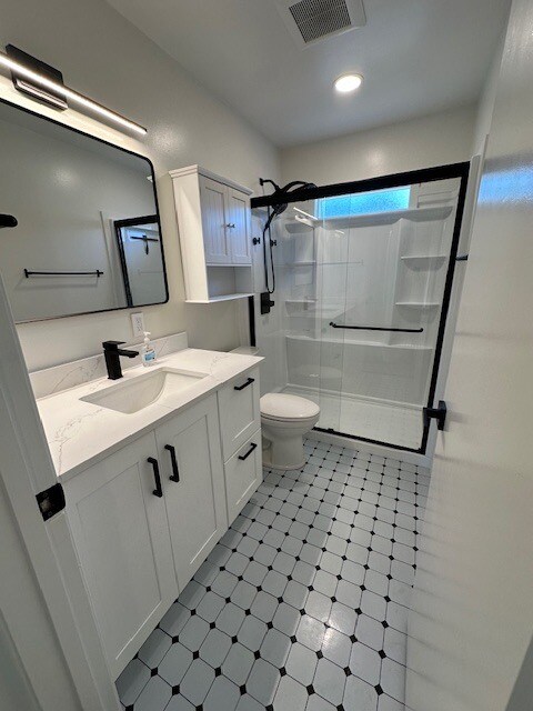 Building Photo - 1909 San Ramon Ave