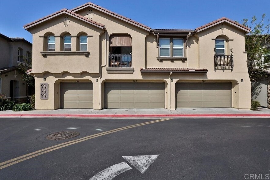 Building Photo - 425 S Meadowbrook Dr
