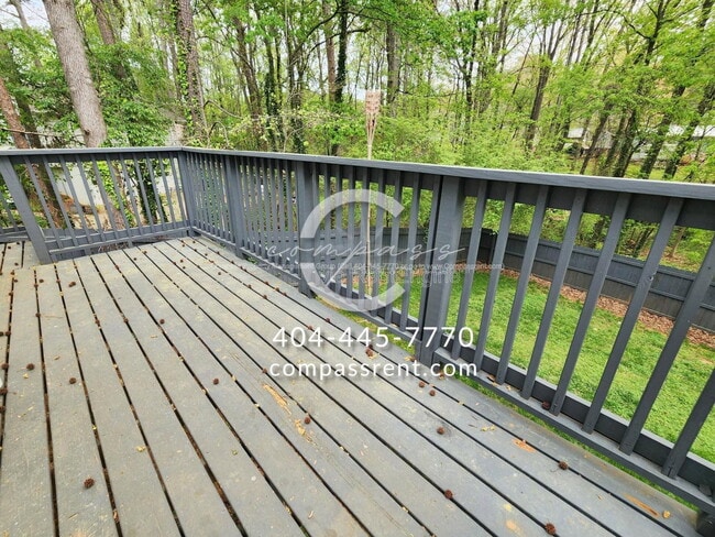 Building Photo - 142 Wanda Ave