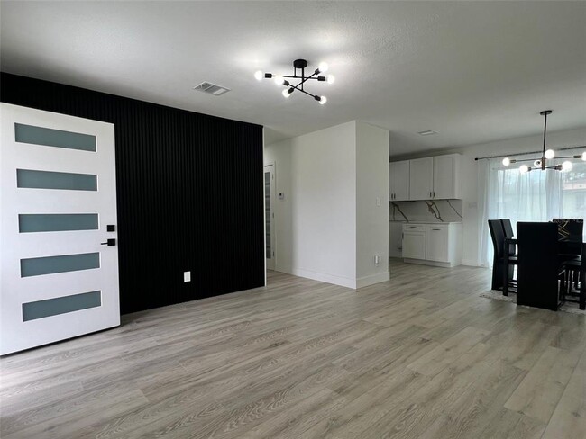 Building Photo - 4834 Ute St