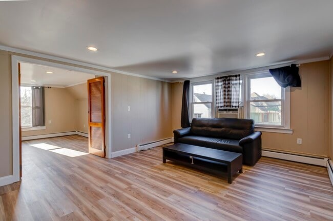 Building Photo - 788 Avenue A Ave