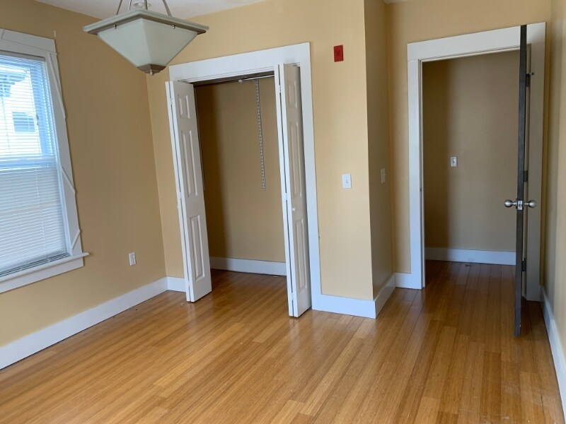 Building Photo - 222 Gano St