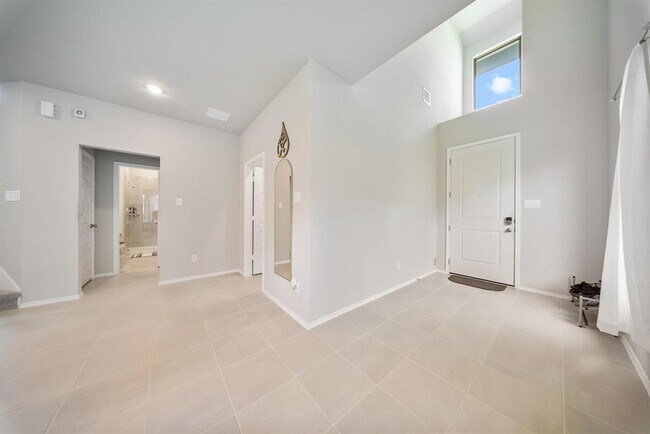 Building Photo - 8919 Oak Ivy Ln