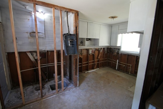 Building Photo - 2596 Wiggins St