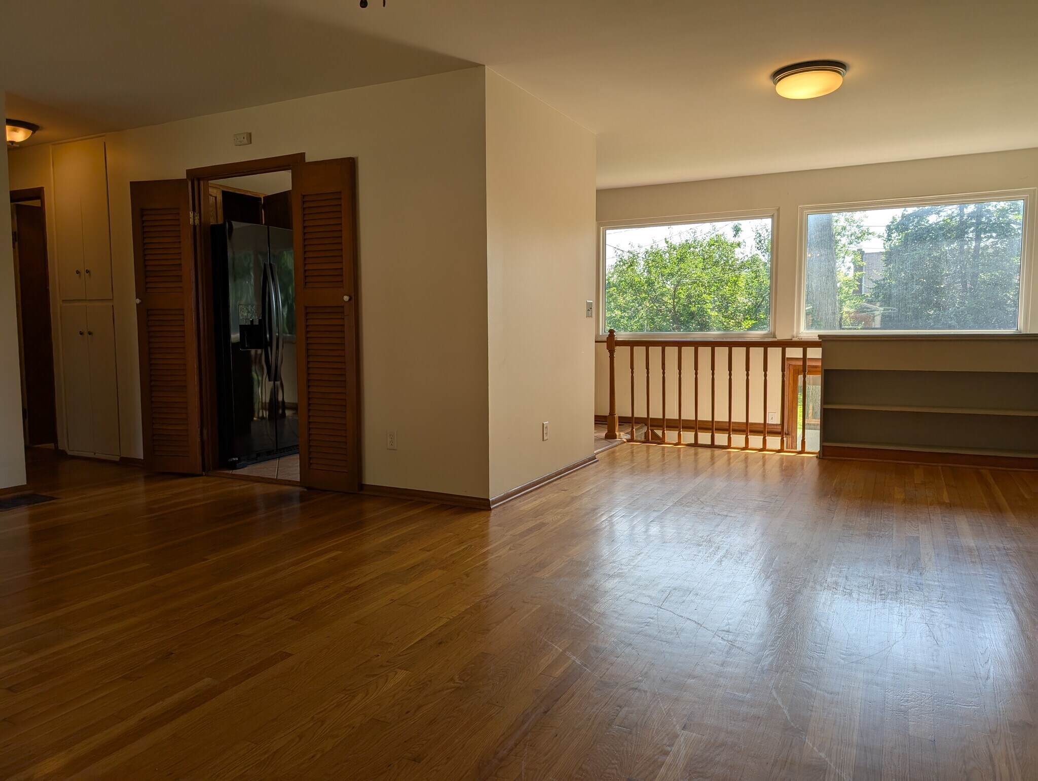 Living room and dining room - 3728 Capistrano way