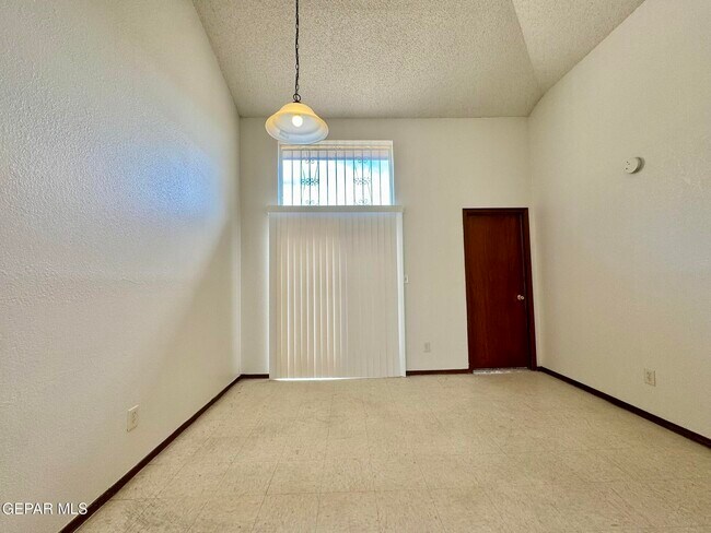 Building Photo - 11357 Lake Erie Dr