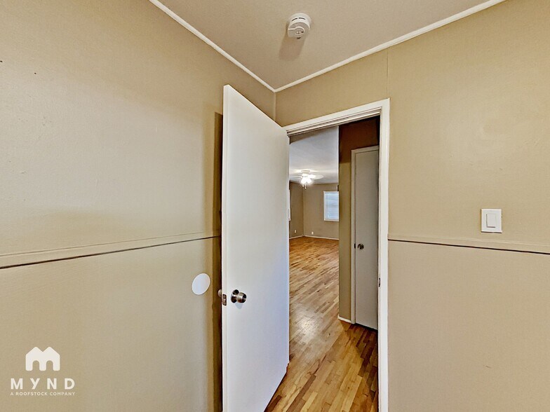 Building Photo - 7 Garrison Dr