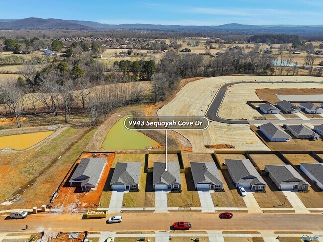 Building Photo - 9943 Sequoyah Cv Dr SE