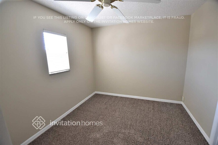 Building Photo - 16930 Sunrise Vista Dr