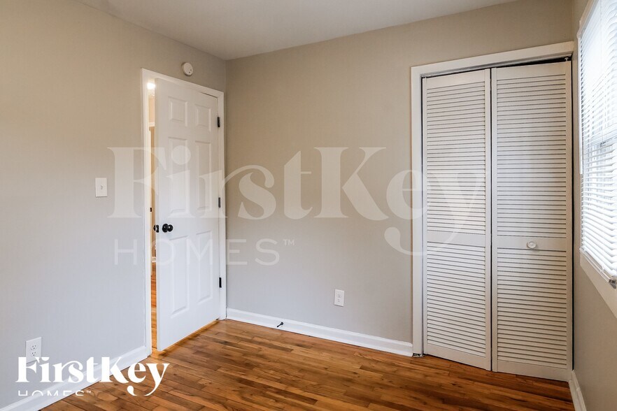 Building Photo - 443 Fairlock Ln NW