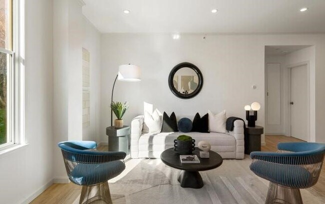 Building Photo - 30 Caldwell St