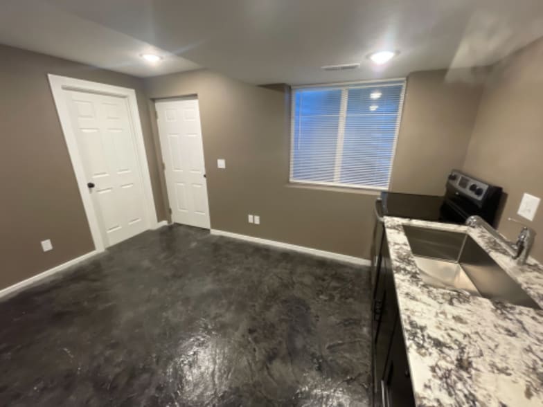 Building Photo - 854 S 600 E