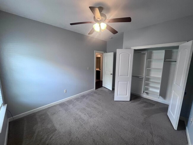 Building Photo - 516 Crepe Myrtle Loop