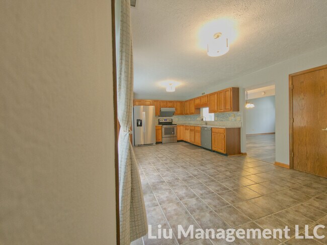 Building Photo - 6010 Petersburg Pky