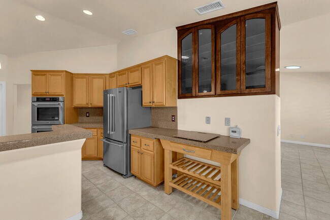 Building Photo - 79886 Dandelion Dr