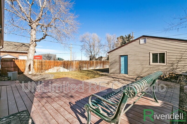 Building Photo - 1980 Willow St