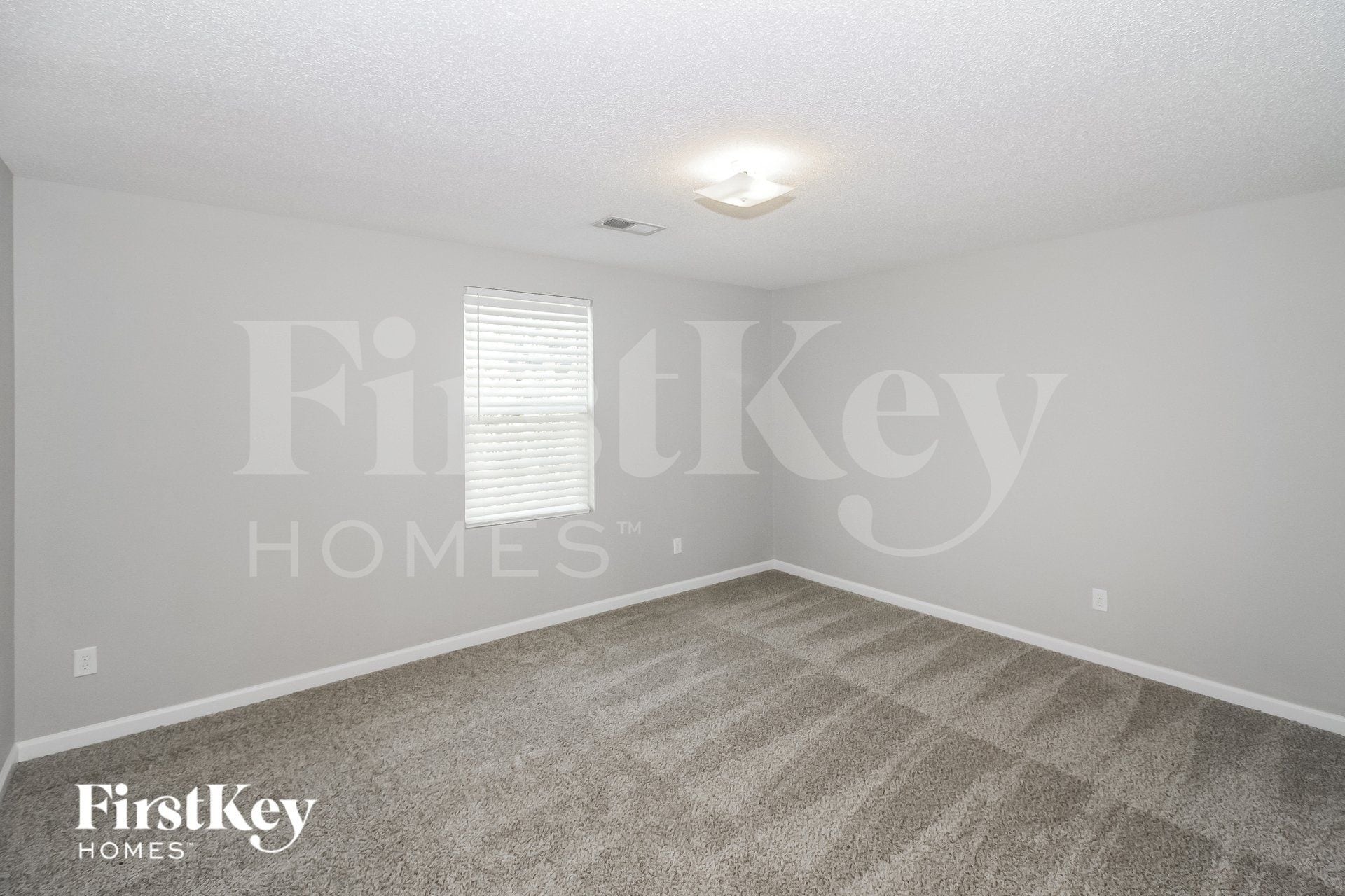 Building Photo - 7576 Stonington Dr