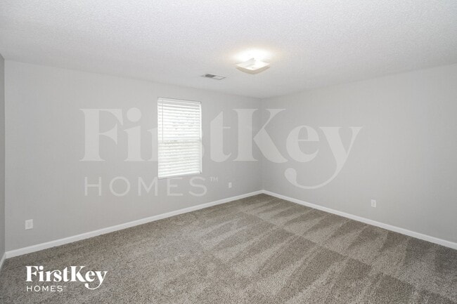 Building Photo - 7576 Stonington Dr