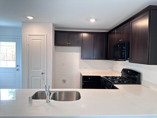 Building Photo - BRAND NEW HOUSE!!!