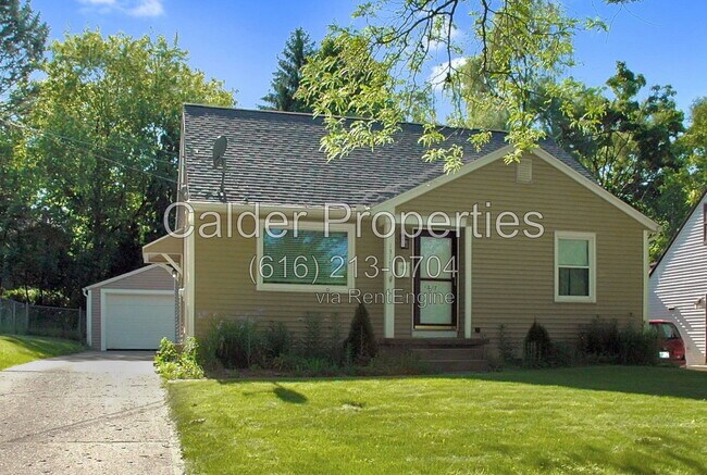 Building Photo - 1317 Herrick Ave NE