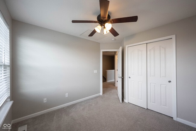 Building Photo - 12780 Tamworth Dr