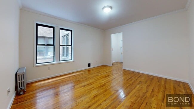 Building Photo - 620 W 171st St