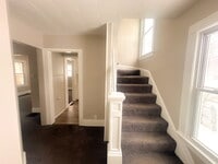 Building Photo - Beautiful 4-bedroom townhome!
