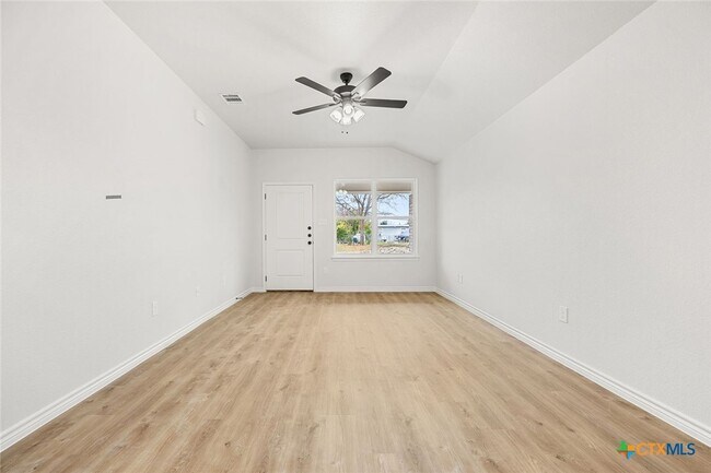 Building Photo - 503 Bonnie Dr