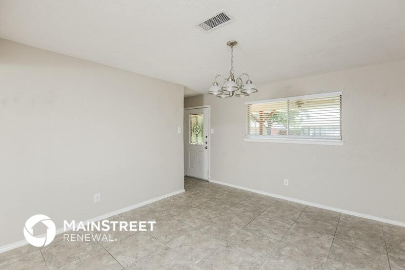 Building Photo - 5621 Bonnie Wayne St