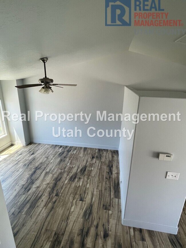 Building Photo - Spanish Fork Home